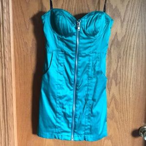 A Minnie strapless dress